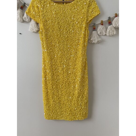 Alice & Olivia Sequin Yellow Aline Mini Dress Party Elegant Glam Wedding 4 - Picture 4 of 9